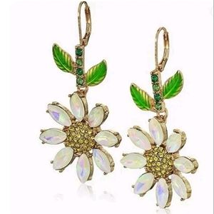 New! BETSEY JOHNSON White Linear Daisy Leverback Dangle Earrings.